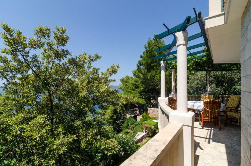 Фото Apartments Plavac Mali