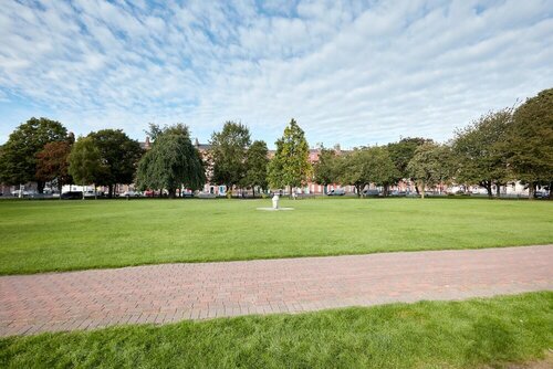 Гостиница Sonder Mountjoy Square в Дублине