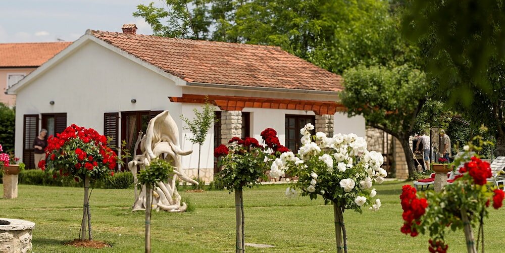 Фото Holiday home Linet