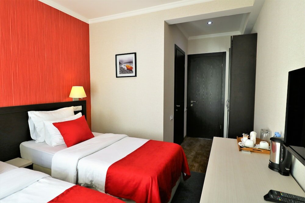 Фото East Gate Boutique Hotel