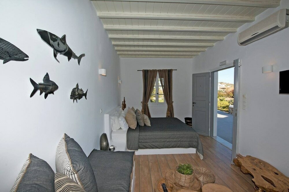 Фото Mykonian Studios