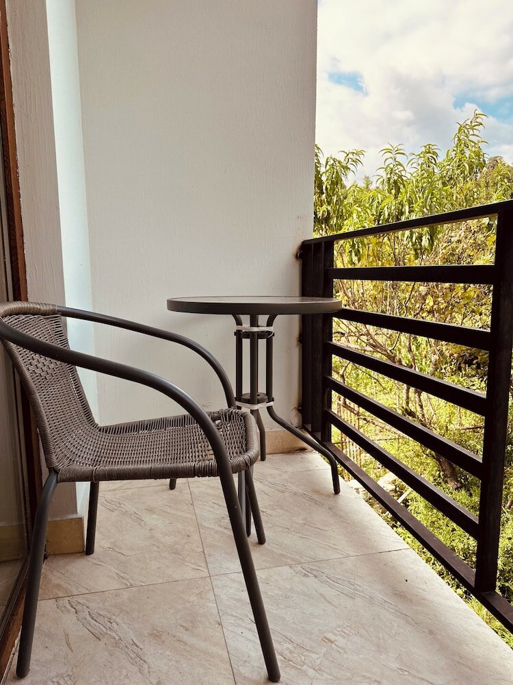 Фото Four seasons in Kutaisi