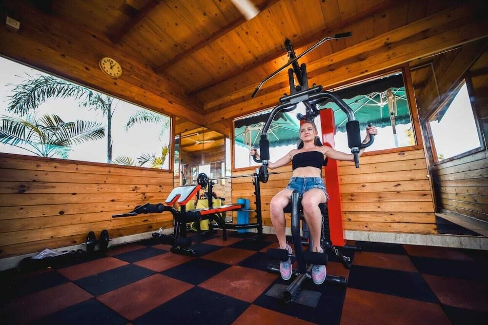 Фото Grand Vatika Resort