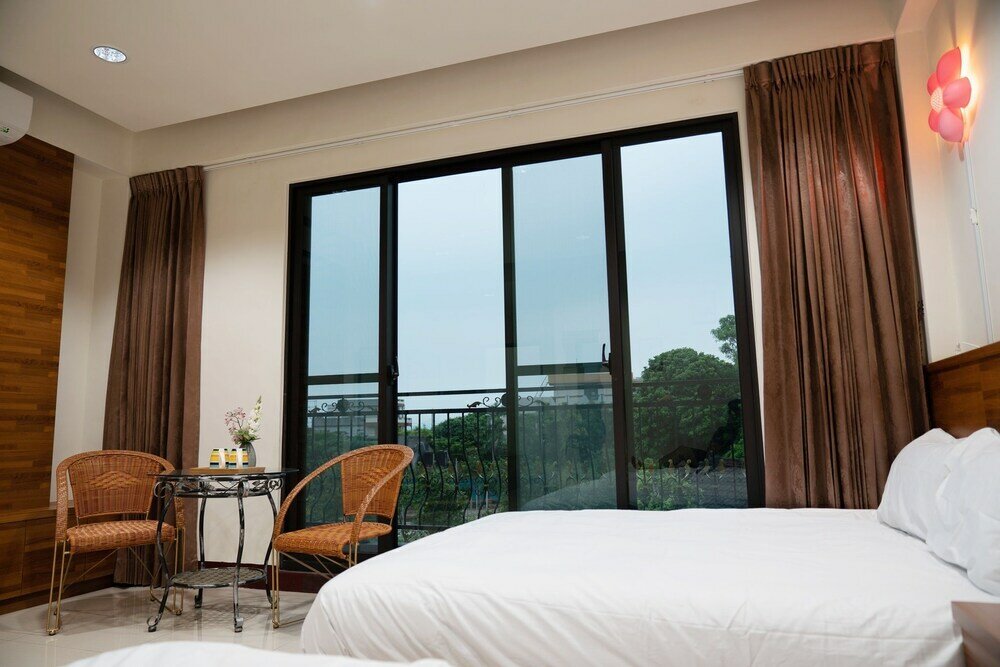 Фото Happy Holiday Homestay