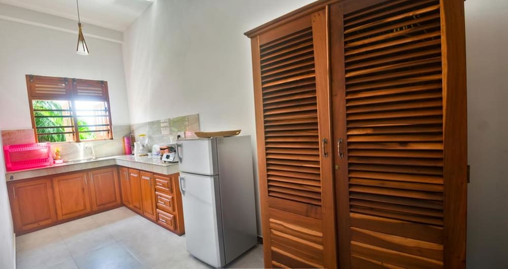 Фото Southern Coastal Villas