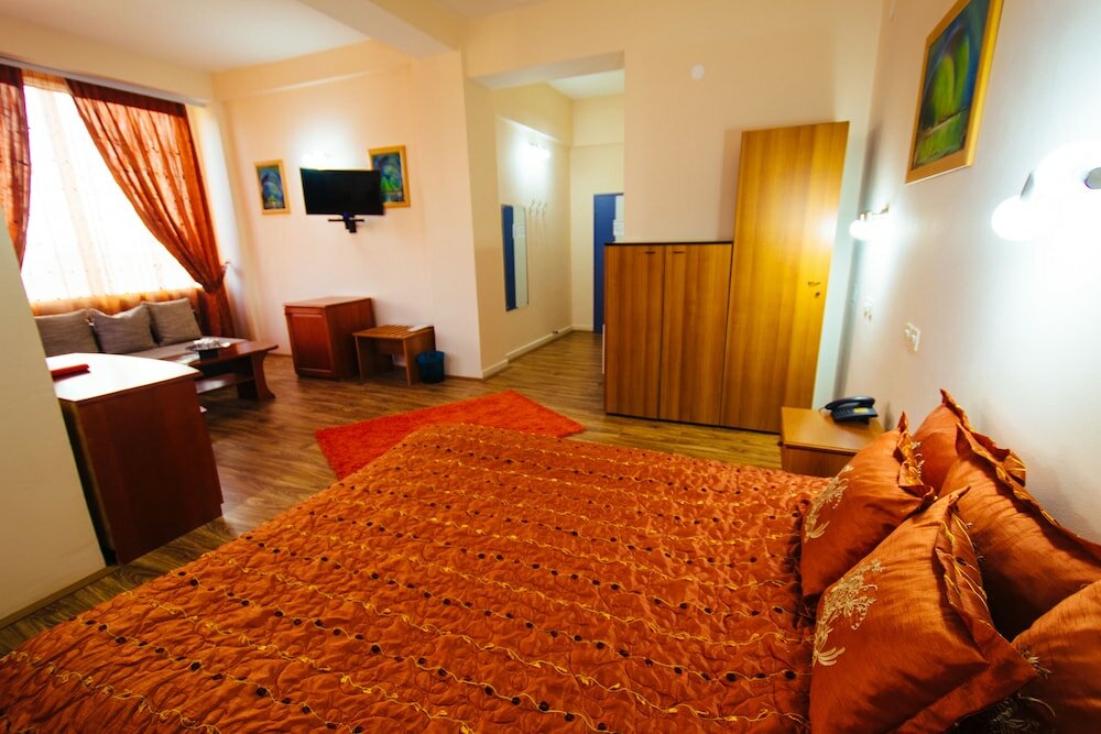 Фото Hotel Kristal Palas