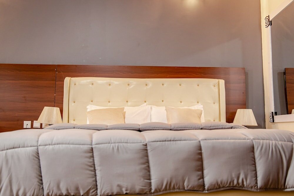 Фото Ezra boutique villa