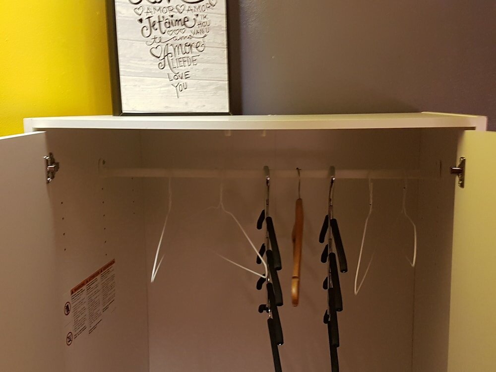 Фото Pied-A-Terre Mont-Royal - Hostel