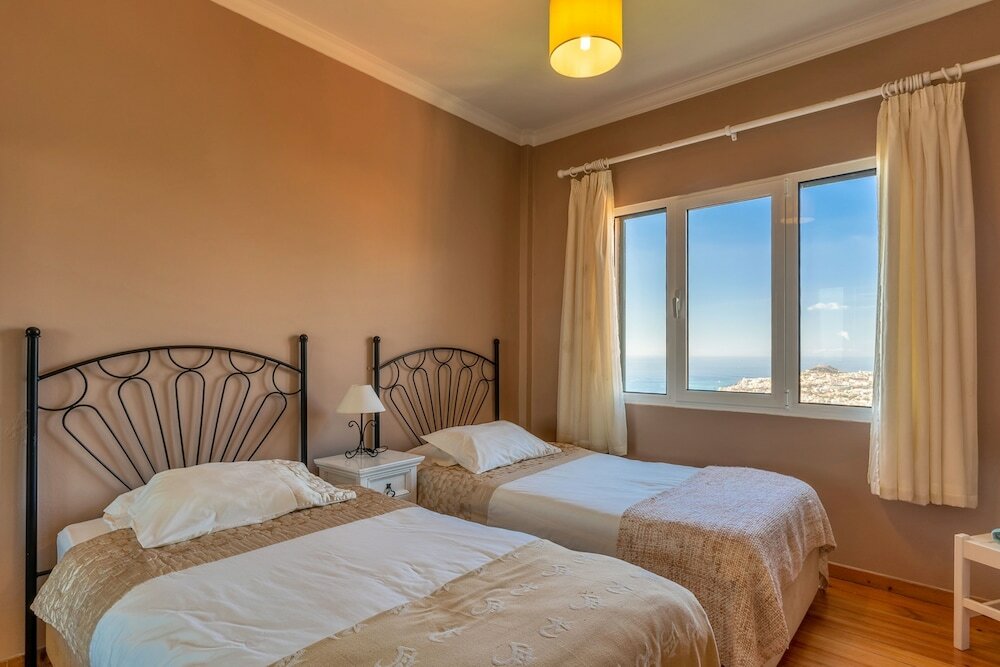 Фото Atlantic Ocean Apartment