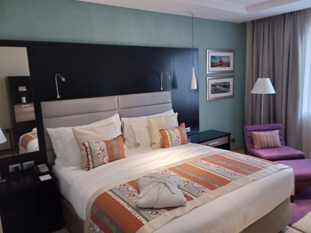 Фото отеля 3