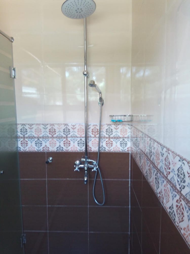 Фото Emmaus Guest House