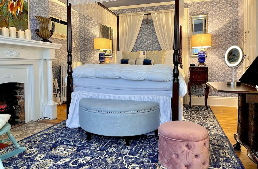 Фото Charlotte's Rose Inn