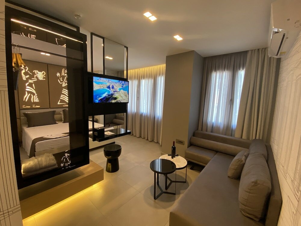 Фото Lavris City Suites