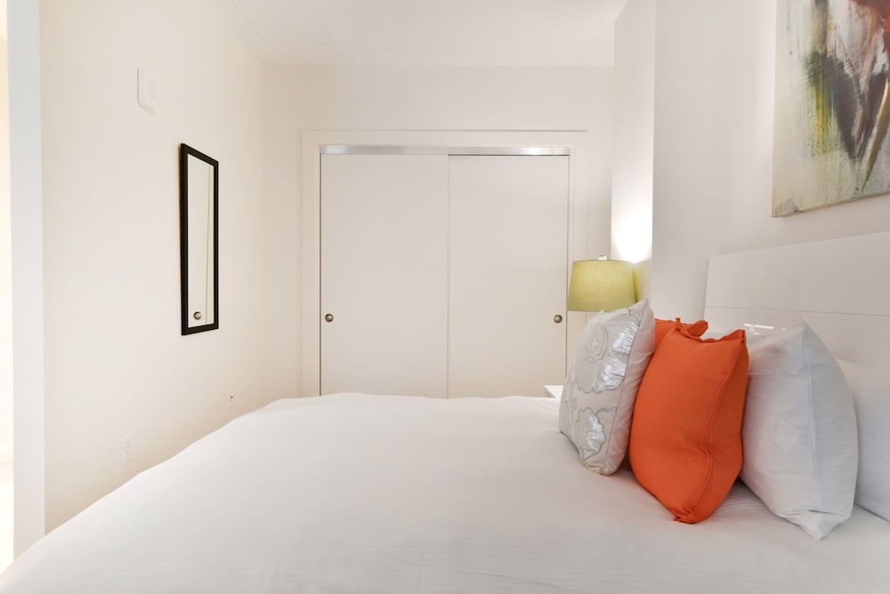 Фото Global Luxury Suites Downtown Boston