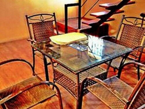 Гостиница Hidden Pearl Hotel - Janus Luxury Suites в Провинции Пампанга