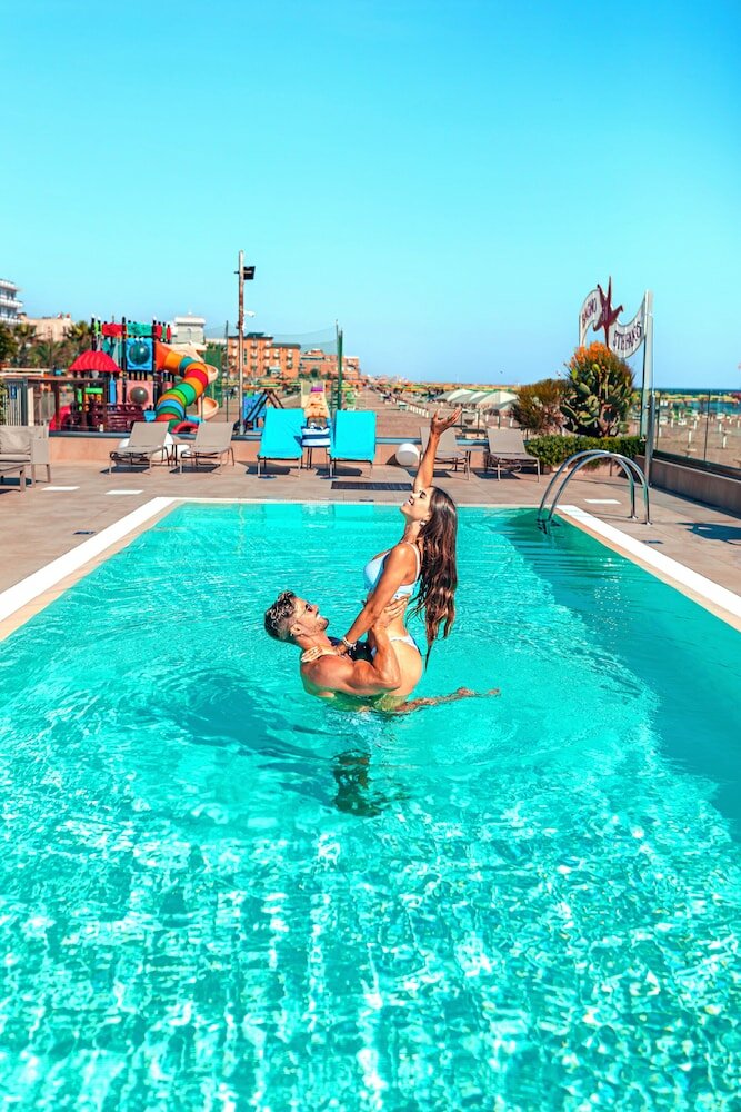 Фото You & Me Beach Hotel