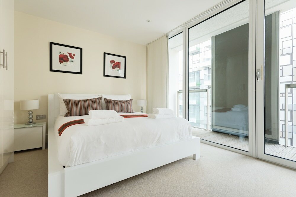 Фото Cobalt Peach Tree