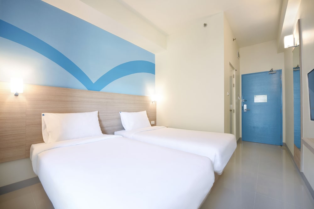 Фото Hop Inn Hotel Aseana City Manila