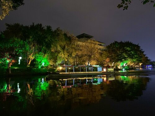 Guilin Lakeside Yige Hotel