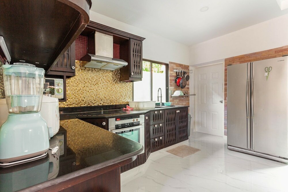 Фото Madee Villa - Pattaya Holiday House Walking Street