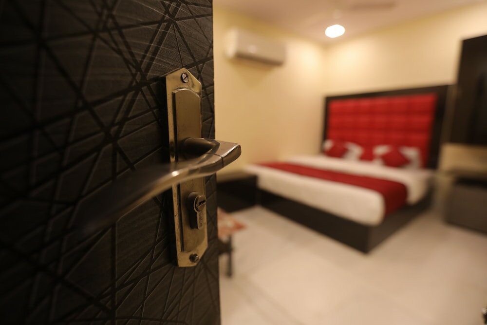 Фото Hotel Janata