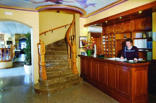 Гостиница Hotel Restaurant Sol i VI