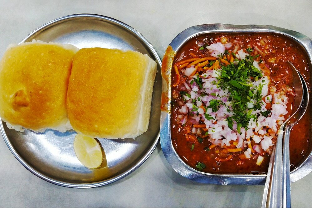 Фото Oyo Townhouse 022 Koregaon Park Pune