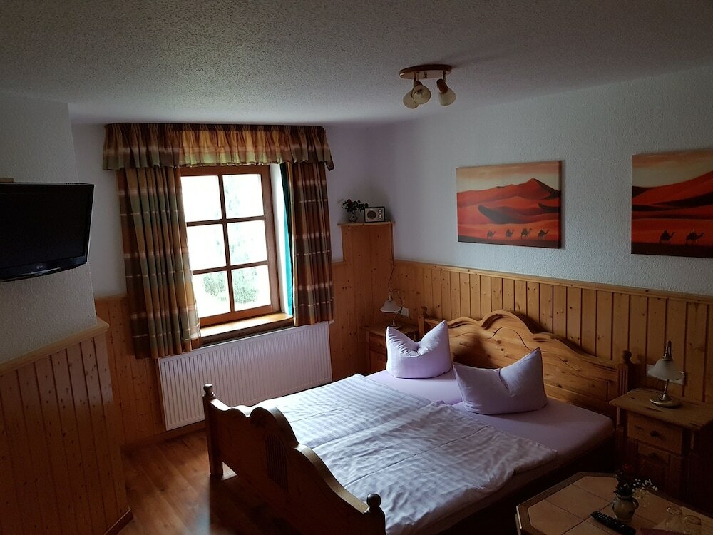 Фото Restaurant & Pension Bergglock'l