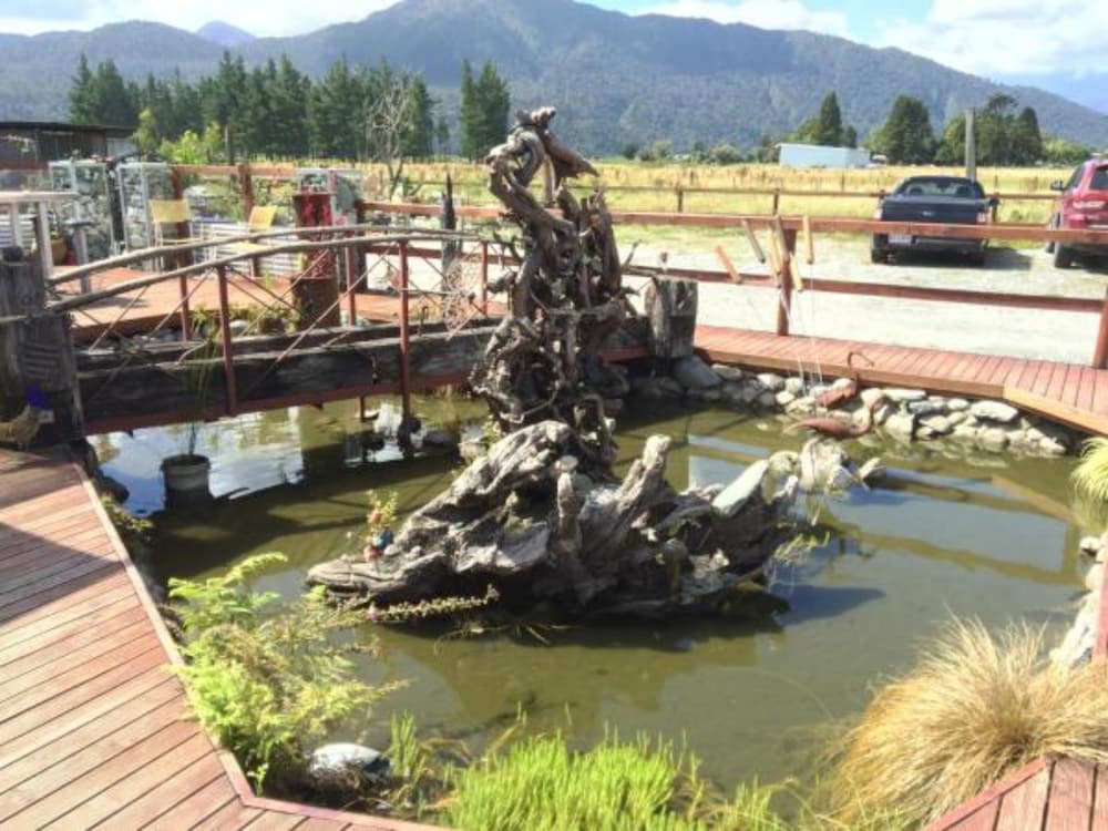 Фото Kokatahi Valley Country Inn