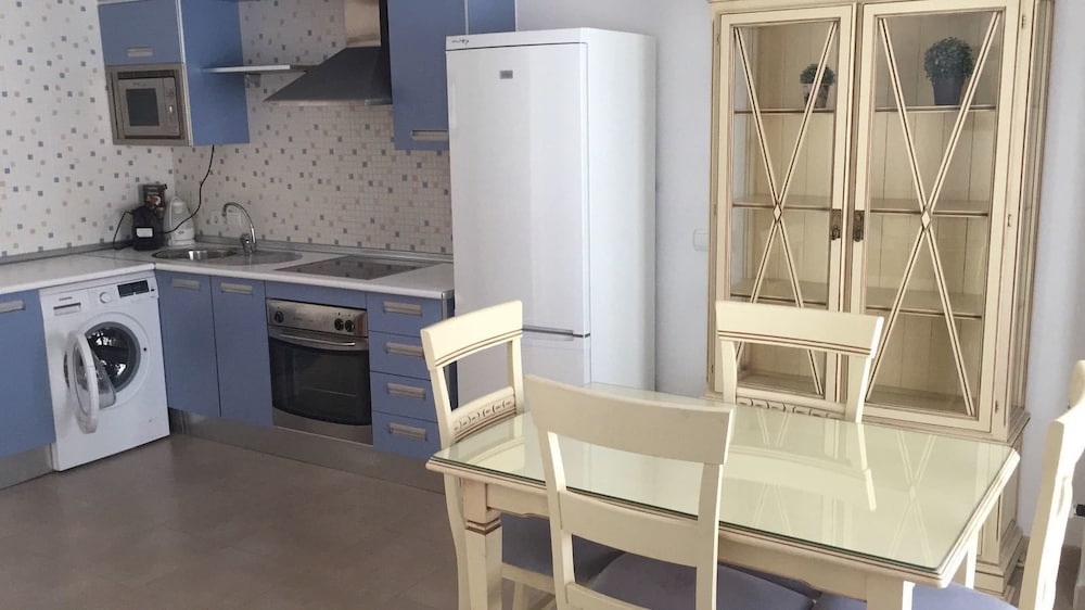 Фото Apartamentos La Ermita