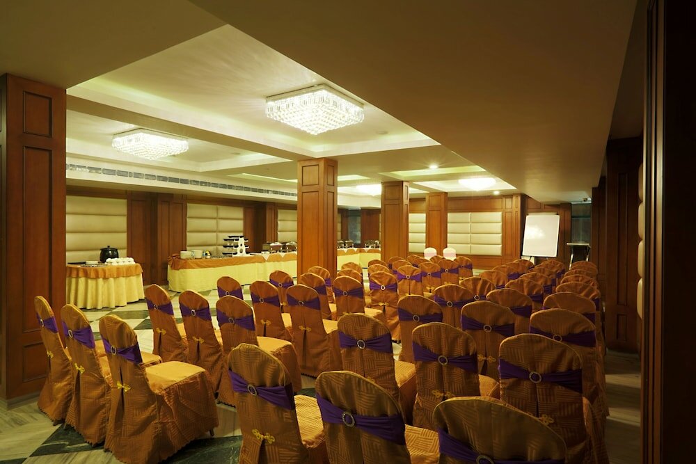 Фото Hotel D Courtyard