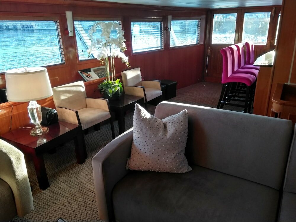 Фото Jackie O Luxury Yacht