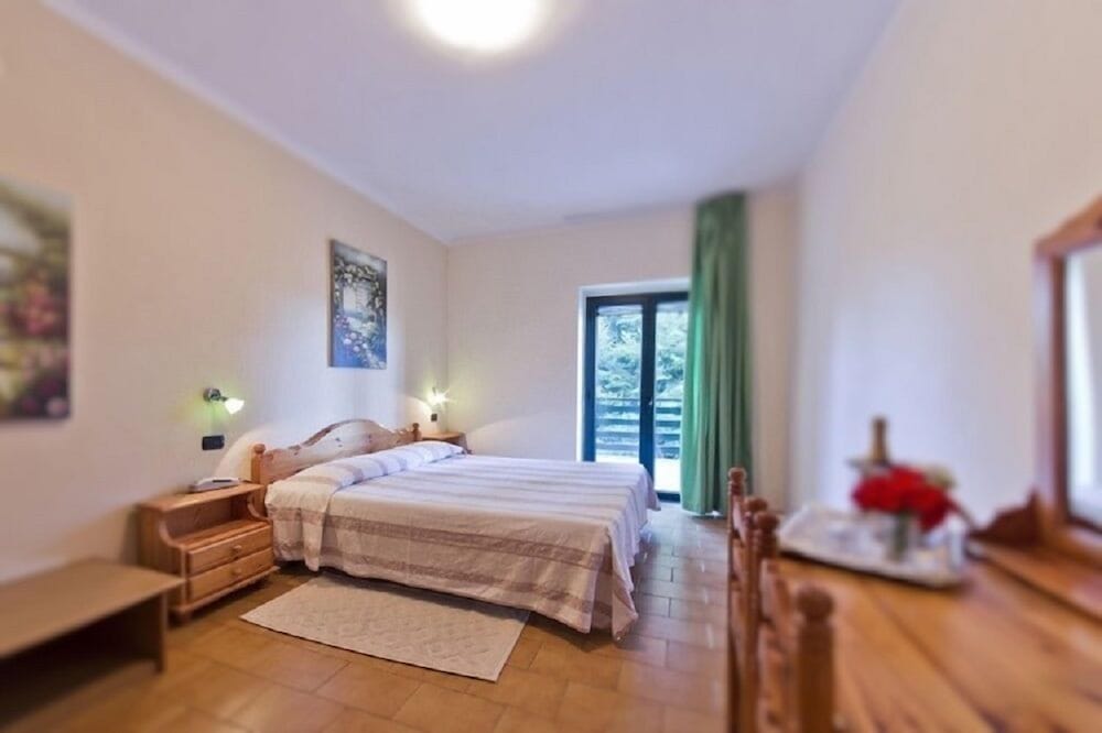 Фото Hotel La Fattoria