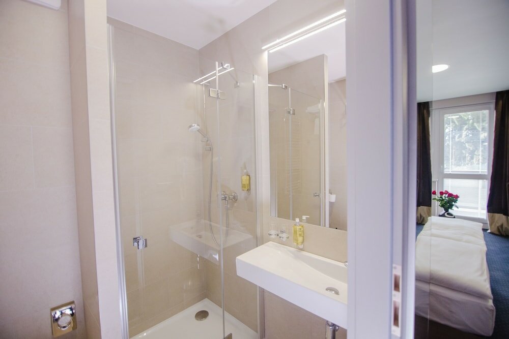 Фото Hotel Jezerka