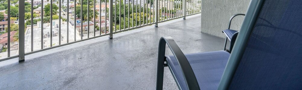 Фото Modern Boutique Residences by Nomad Guru