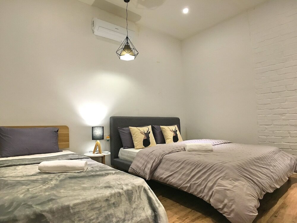 Фото IBook10 Deluxe Loft Suite Room by iBook Homestay