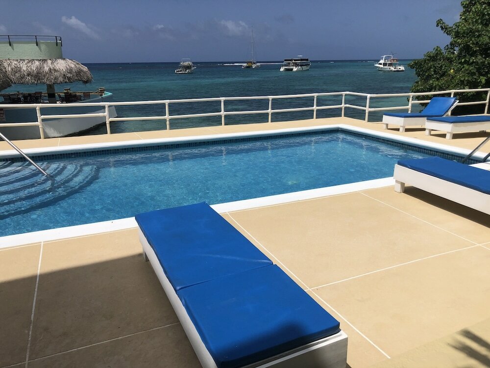 Фото Ocean Palms Resort