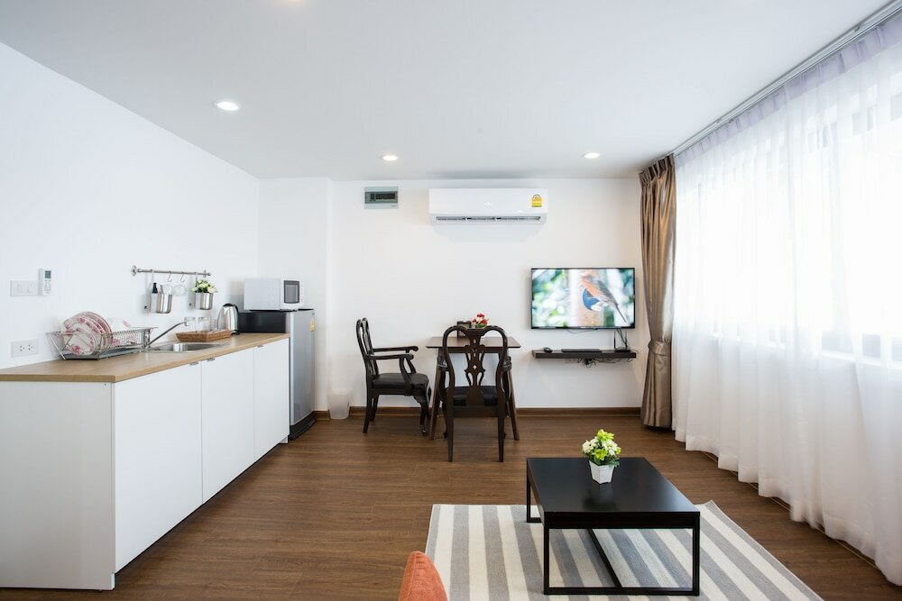 Фото The Suites Apartment & Residence Phuket
