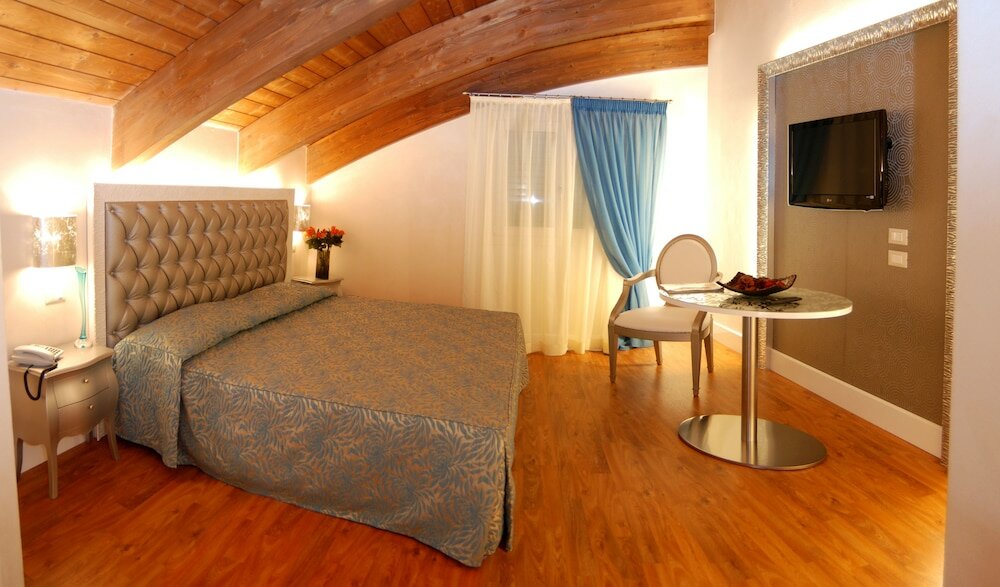 Фото Hotel Il Gabbiano