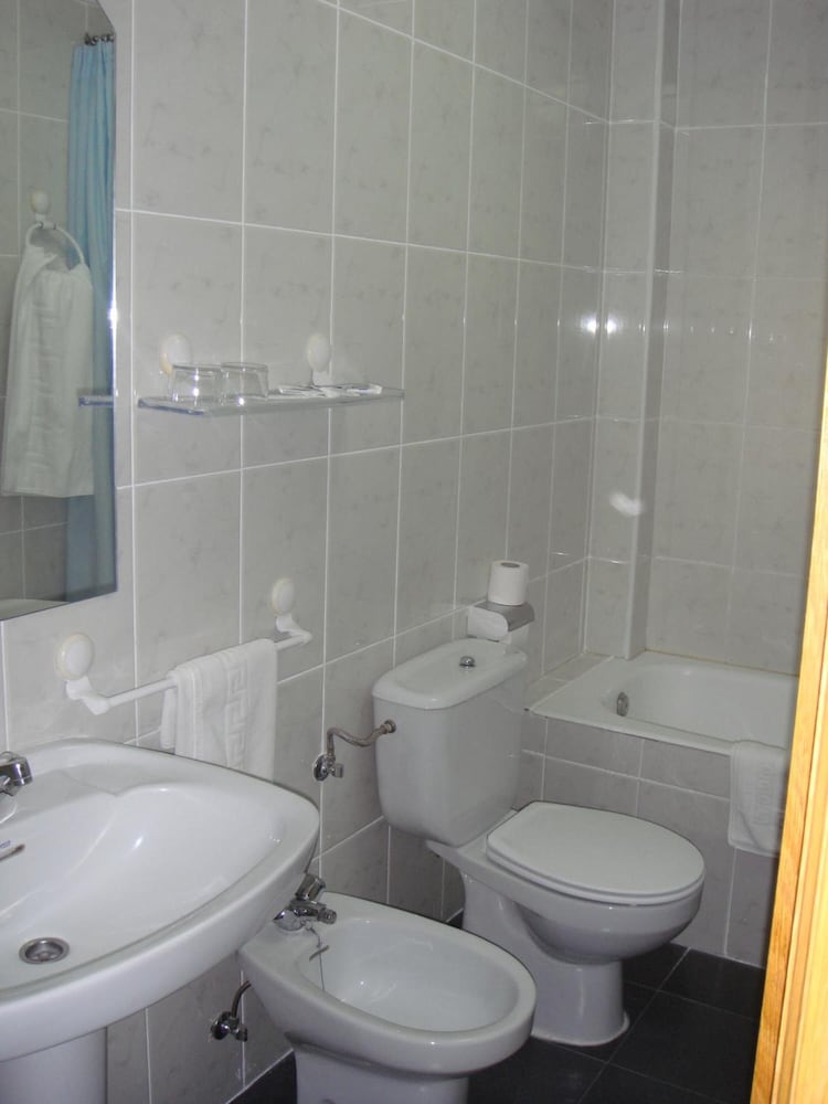 Фото Hostal Serpol