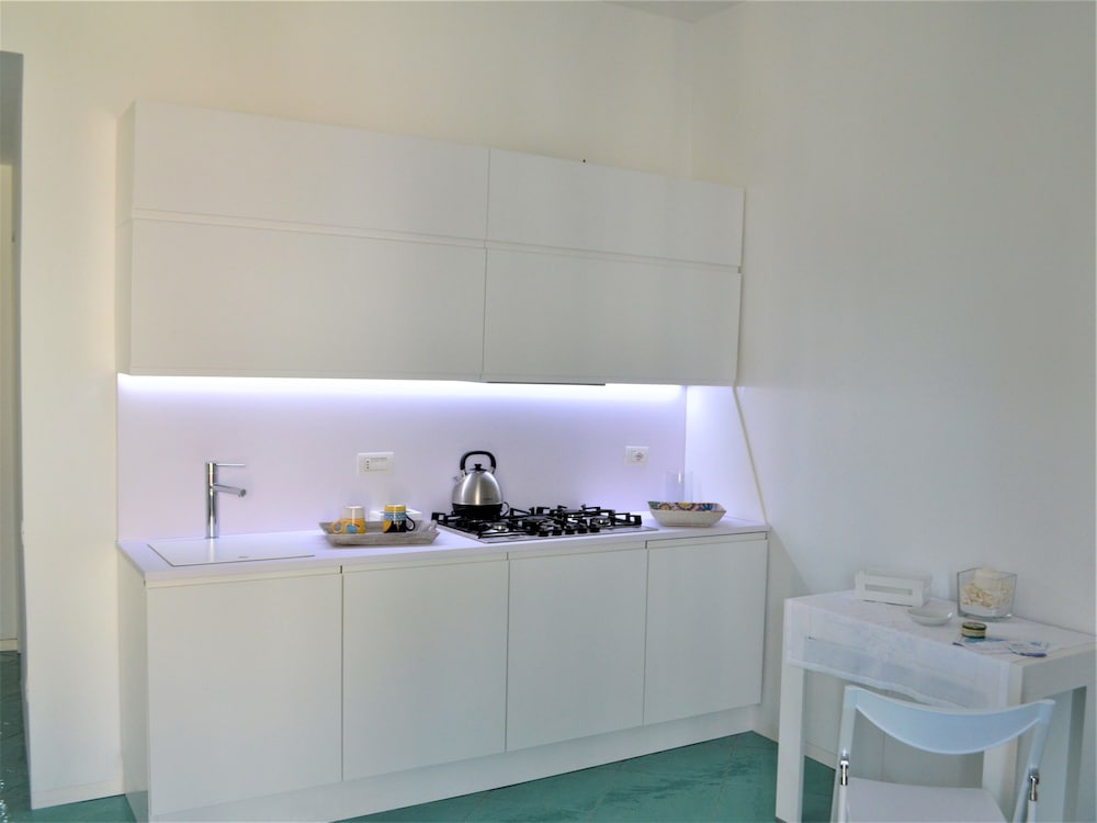 Фото La Corte Dei Naviganti B&b - Amalfi Coast - Cetara