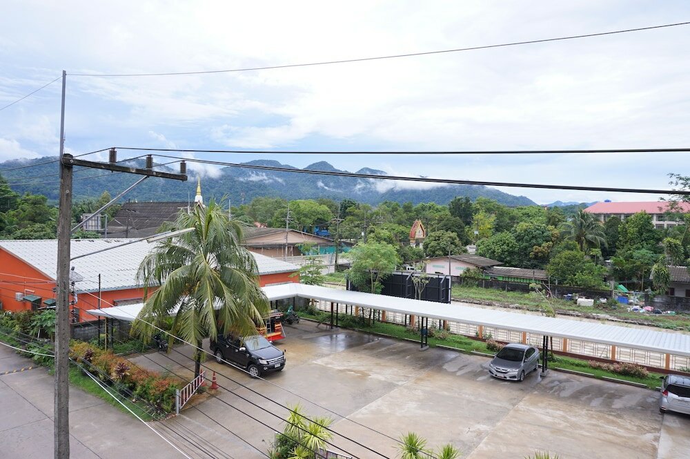 Фото The Ele Hotel