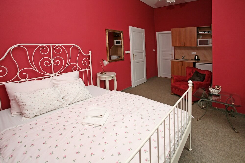 Фото Zamek Jindrichovice