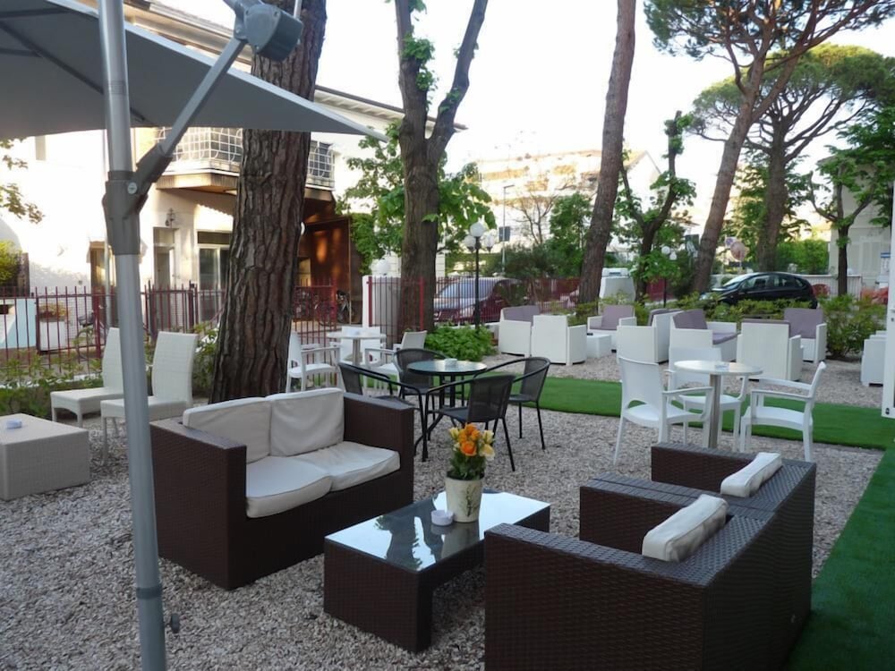 Фото Hotel Pierre Riccione