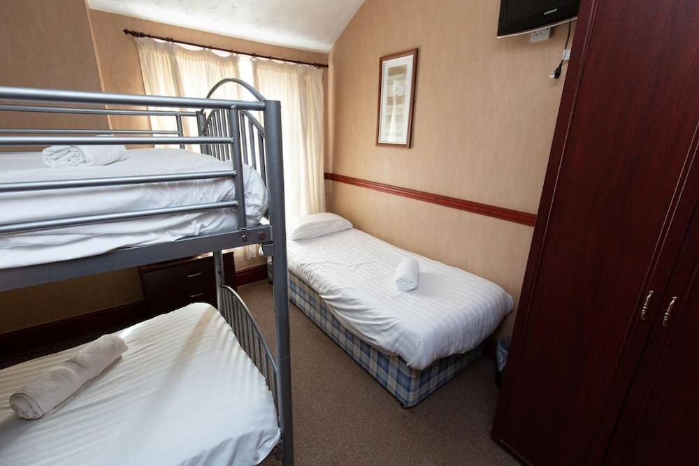 Фото The Riviera Hotel