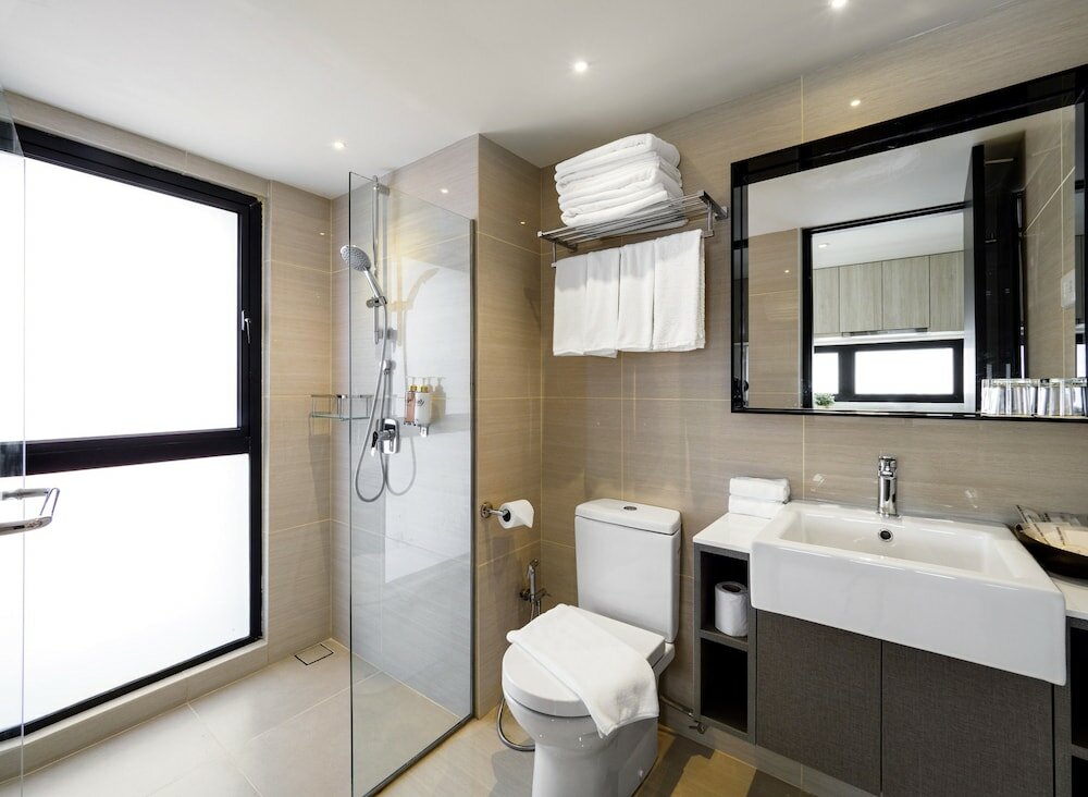 Фото Macallum Central Hotel by Phc