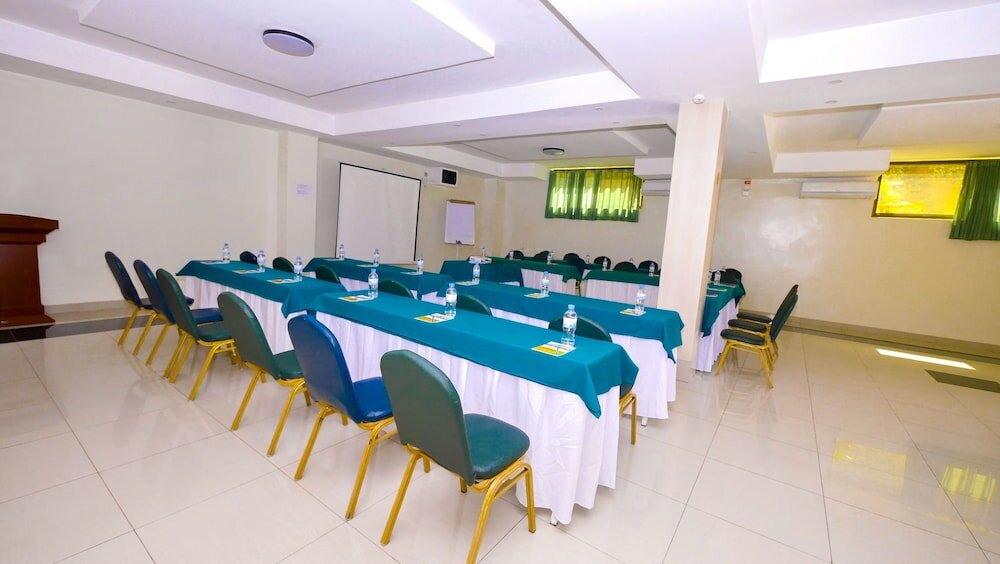 Фото Lebanon Hotel