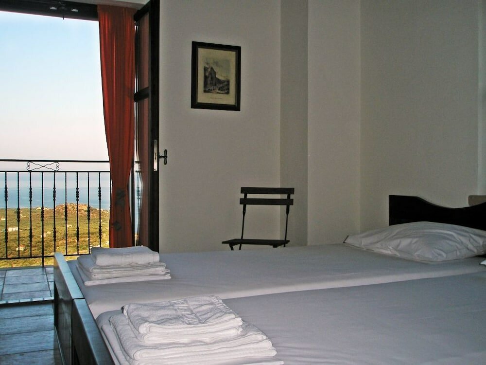 Фото Rathimata villas