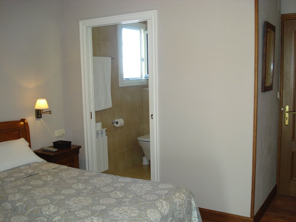 Фото Pensión Zarauz Playa