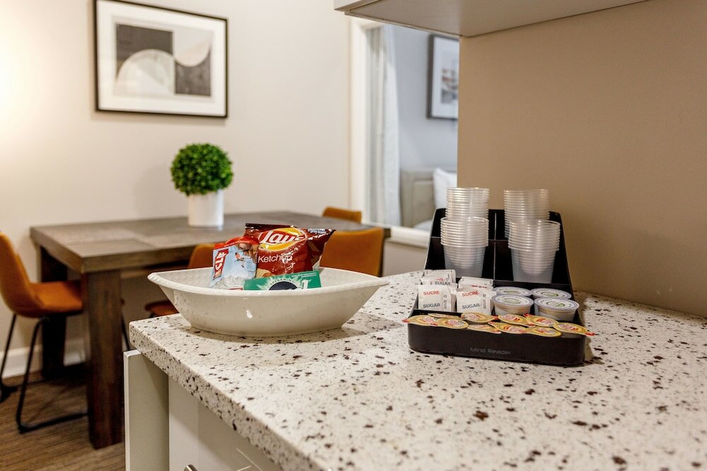 Фото Parc Avenue Residence Mile End